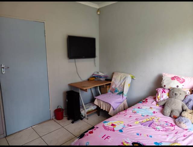 3 BEDROOM HOUSE TO LET IN WALDRIFT